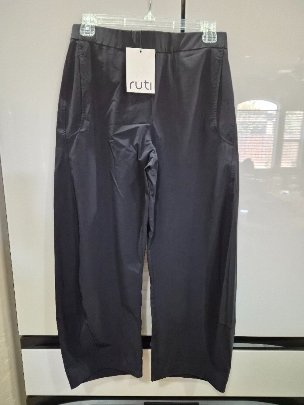 Ruti on the loose work pants 6P Black $249